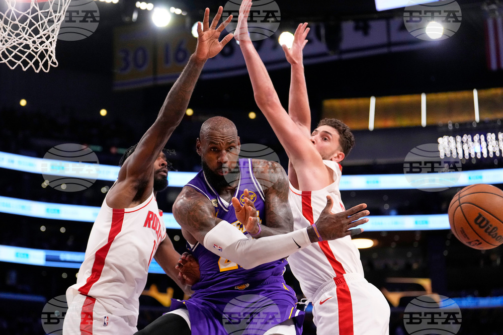 Rockets Lakers Basketball