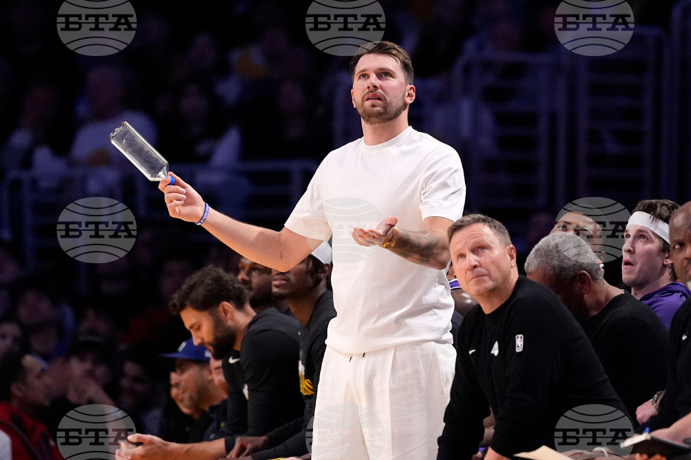 Rockets Lakers Basketball