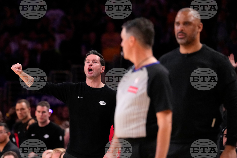 Rockets Lakers Basketball