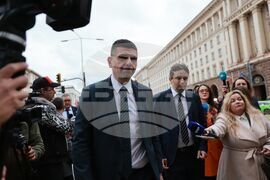 Народно събрание  - „Продължаваме Промяната - Демократична България"