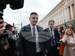 Народно събрание  - „Продължаваме Промяната - Демократична България"