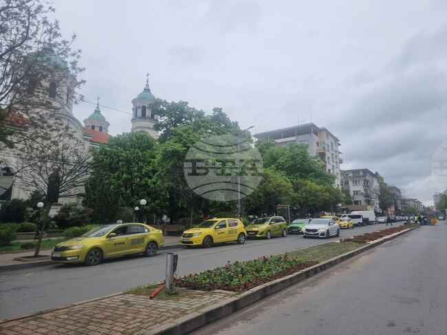 Броят на такситата, които ще работят в община Стара Загора, се увеличава до 610 коли 