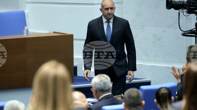 Кралят на Йордания Абдула Втори поздрави Румен Радев за победата на „Прогресивна България“ на парламентарните избори 