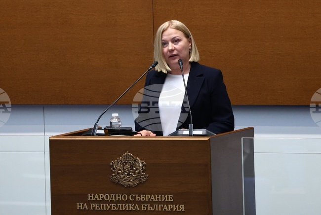 Уважаваме вота на гражданите и ще заемем отреденото ни място на опозиция, каза Надежда Йорданова от "Продължаваме промяната-Демократична България"
