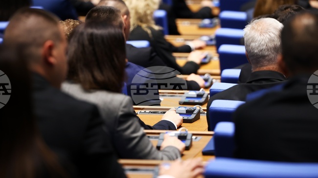 Парламентът избра правителството на премиера Румен Радев