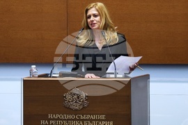 Народно събрание - Михаела Доцова