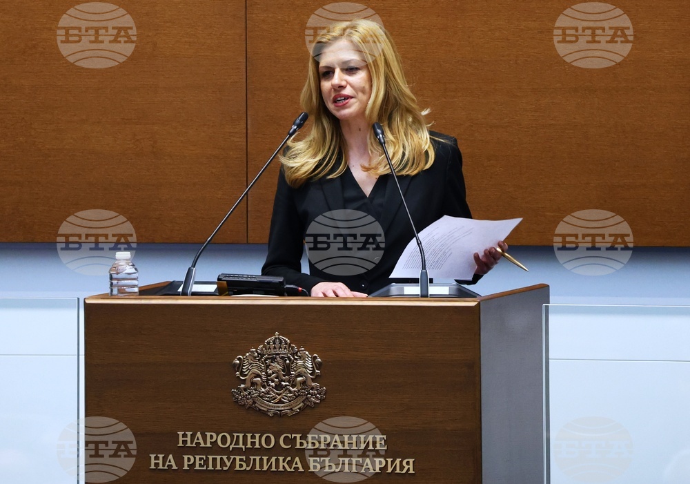 Народно събрание - Михаела Доцова