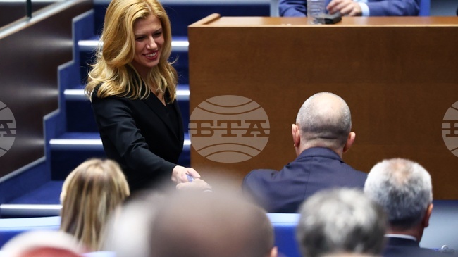 Биография на председателя на 52-рото Народно събрание д-р Михаела Доцова