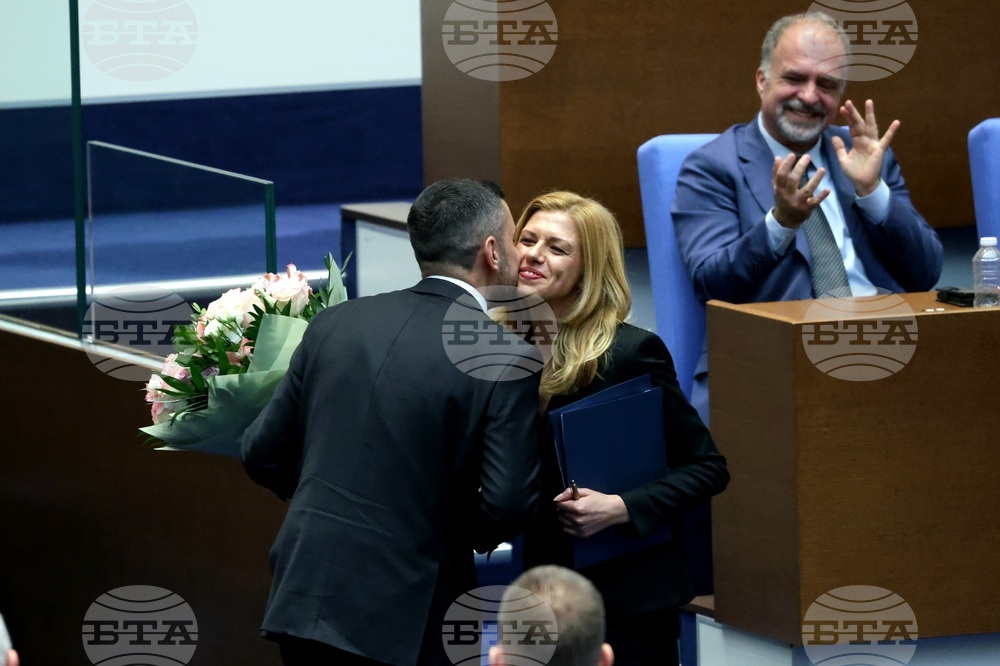 Народно събрание - Михаела Доцова