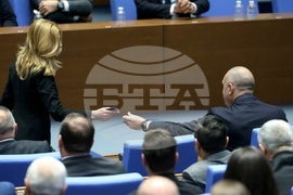 Народно събрание - Михаела Доцова