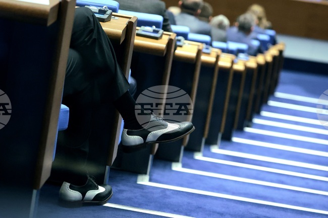 New Parliament to Feature Six Parliamentary Groups, Floor Leaders Announced