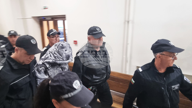 Започна делото срещу 18 годишен младеж от Хасково, обвинен в убийството на приятелката си и връстничка