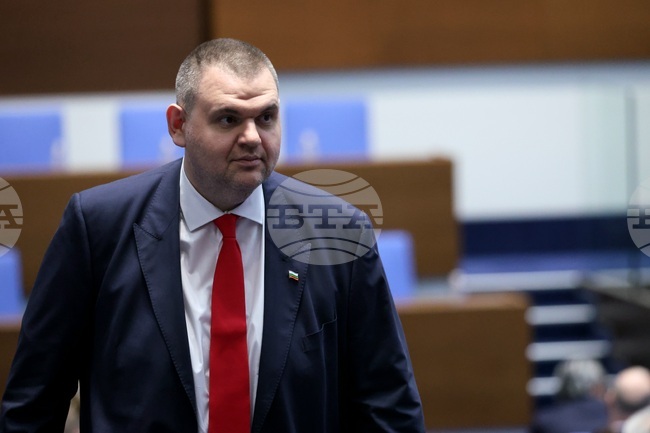 От ДПС предлагат ограничението на избирателните секциите в чужбина да отпадне