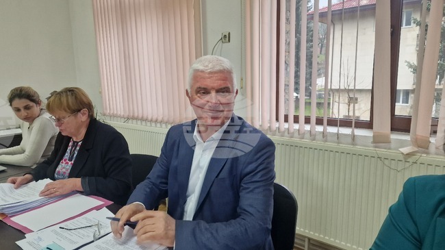 Общинският съвет в Чепеларе възложи на кмета да подаде сигнал до прокуратурата за действия на бившия кмет Славка Чакърова