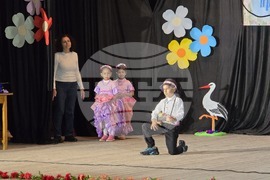 Село Крушовица - пролетен фестивал - етноси