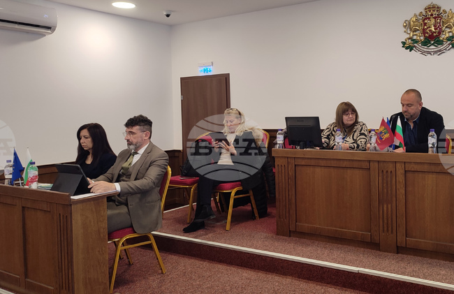 Съветниците в Девня одобриха Общината да кандидатства за финансиране по Програма "Развитие на човешките ресурси"