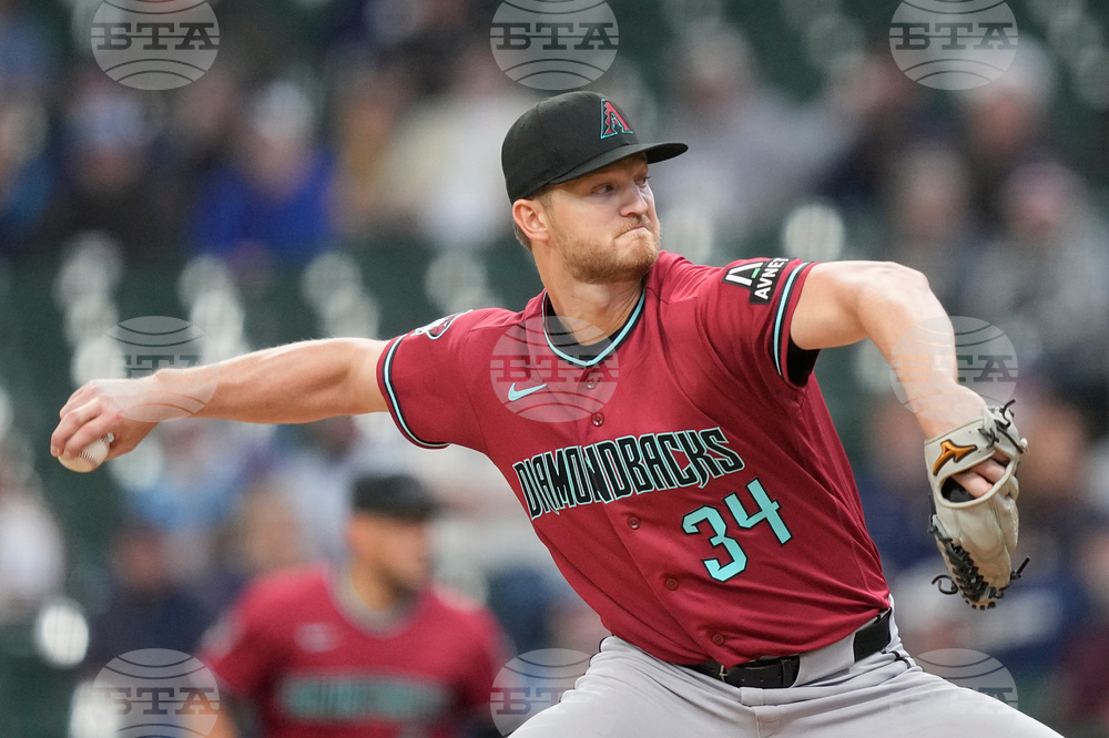 Diamondbacks Brewers Baseball