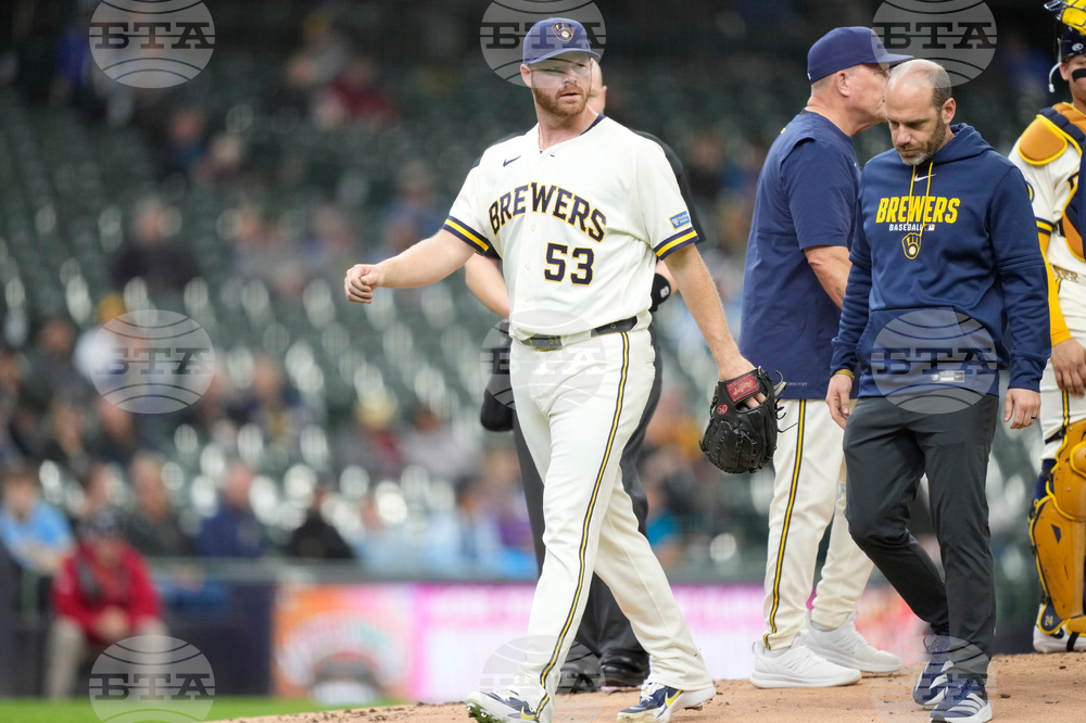 Diamondbacks Brewers Baseball