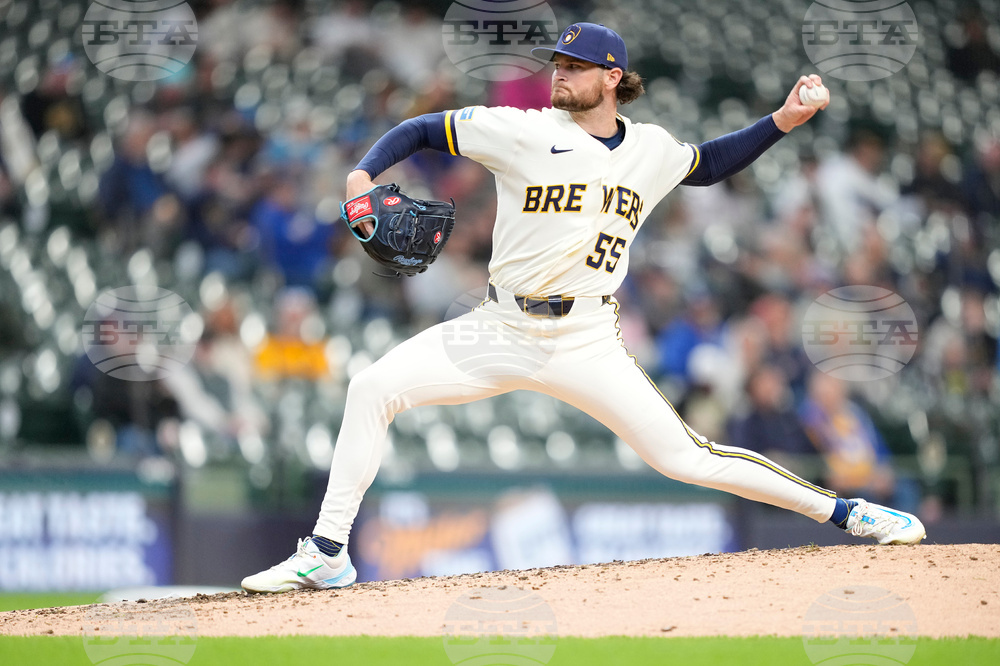 Diamondbacks Brewers Baseball