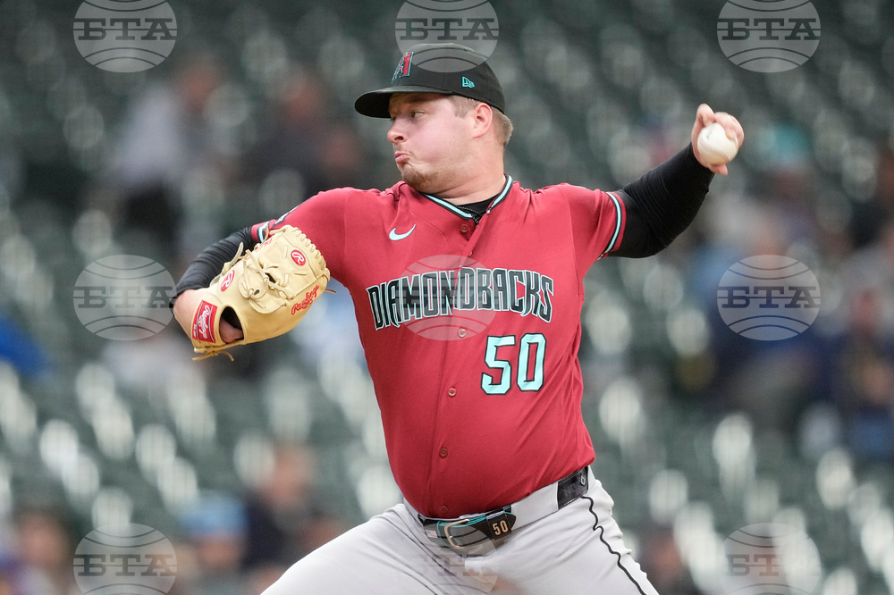 Diamondbacks Brewers Baseball