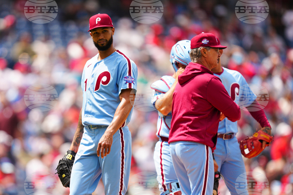 Giants Phillies Baseball