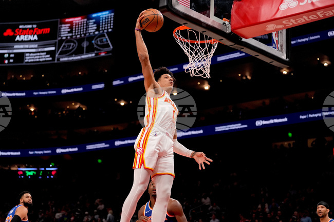 Knicks Hawks Basketball