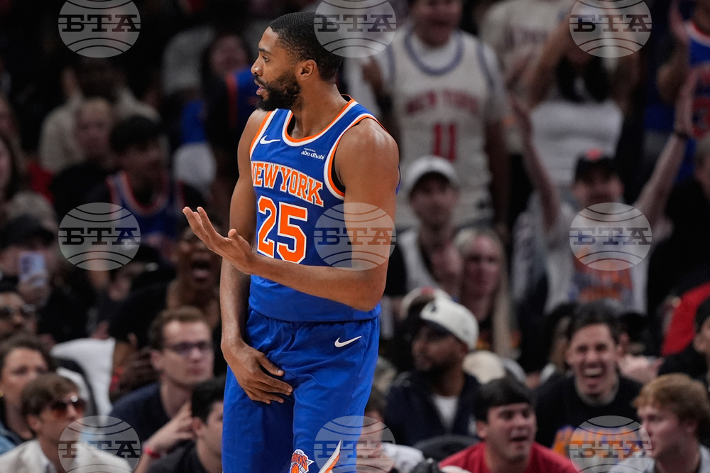 Knicks Hawks Basketball