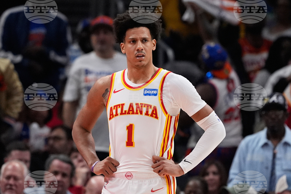 Knicks Hawks Basketball