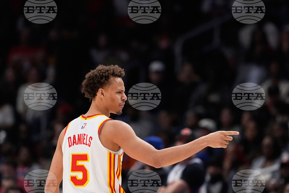 Knicks Hawks Basketball
