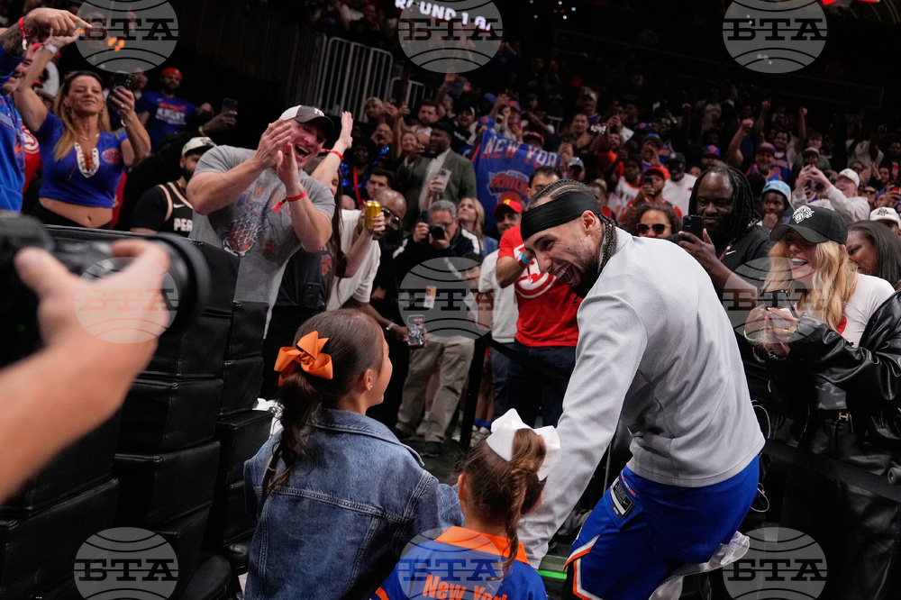 Knicks Hawks Basketball