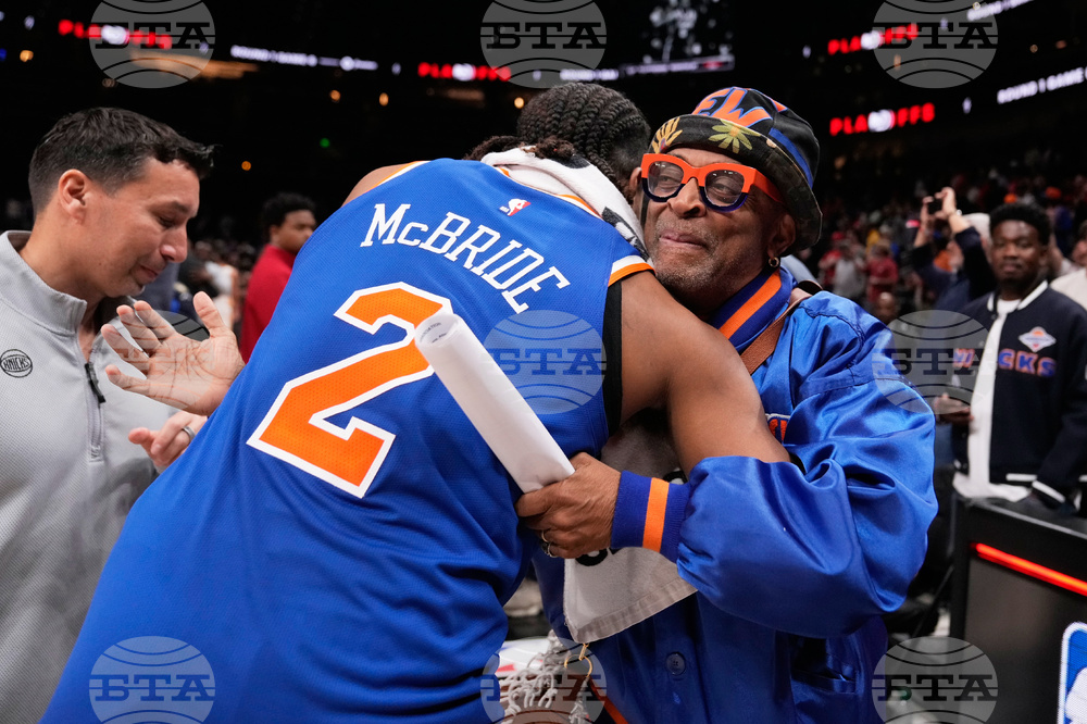 Knicks Hawks Basketball