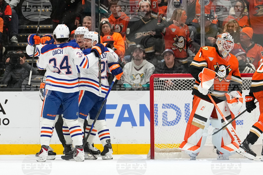 Oilers Ducks Hockey