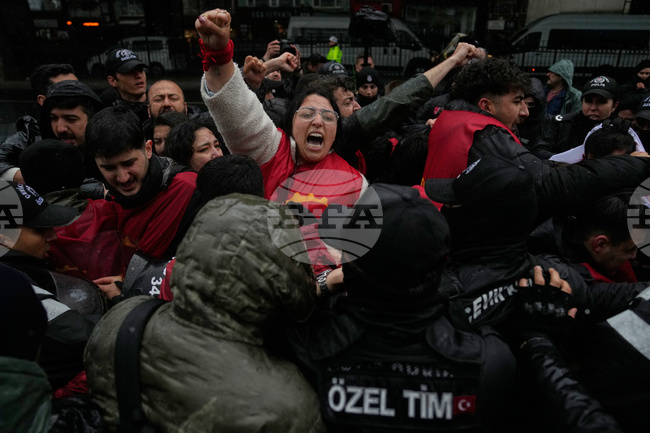 APTOPIX Turkey May Day
