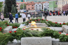 Панагюрище - 150 години от Априлското въстание - гирлянда - полагане