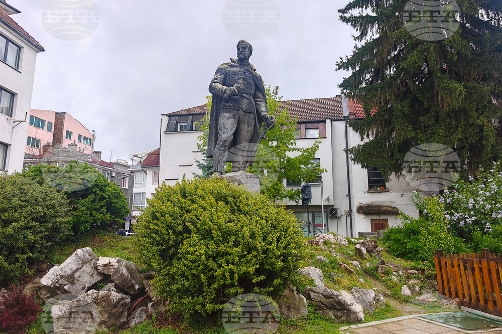 Габрово -  Цанко Дюстабанов - паметник