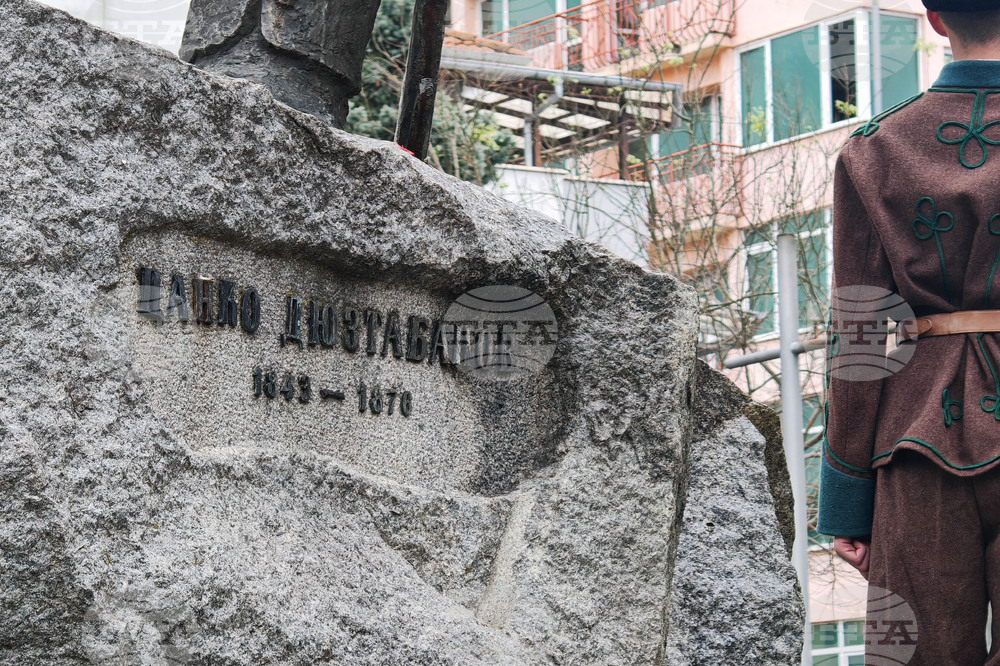 Габрово -  Цанко Дюстабанов - паметник