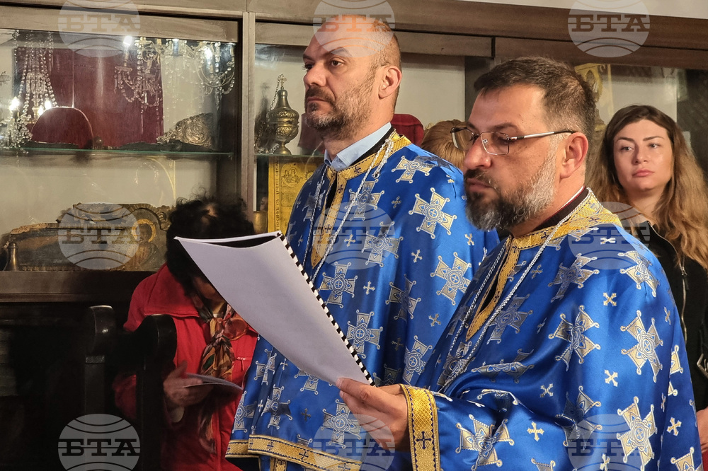 Варна - храм „Св. Архангел Михаил“ - чудотворна икона Св. Богородица „Скоропослушница“