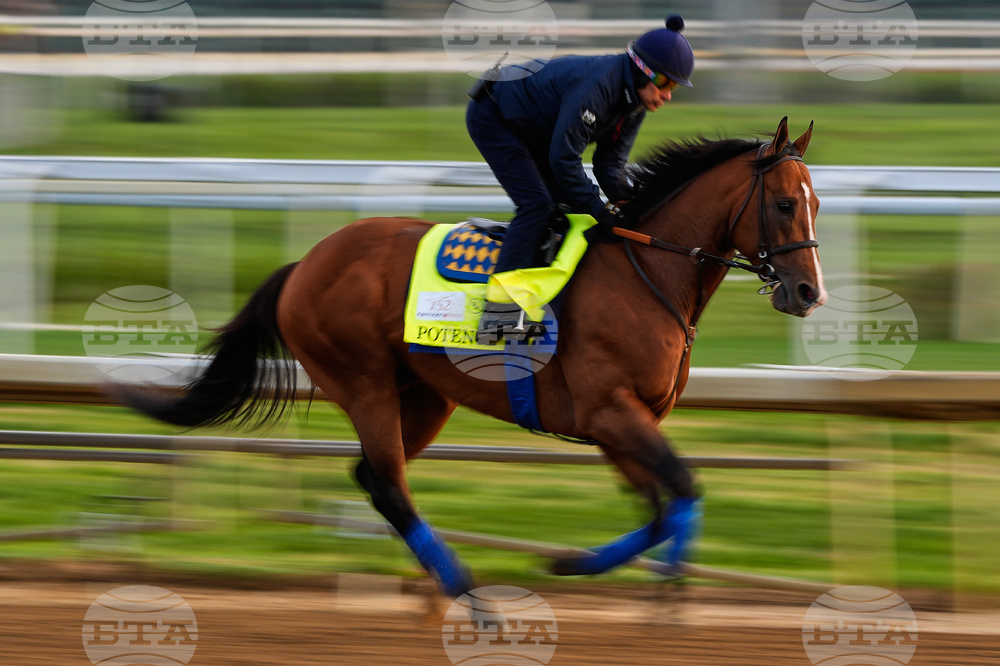 Kentucky Derby Horse Racing