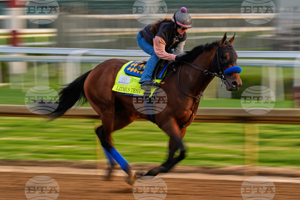 Kentucky Derby Horse Racing