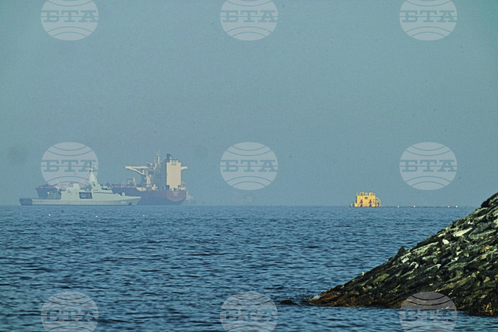Emirates Iran War Strait of Hormuz