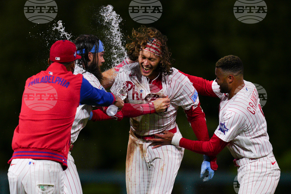 APTOPIX Giants Phillies Baseball