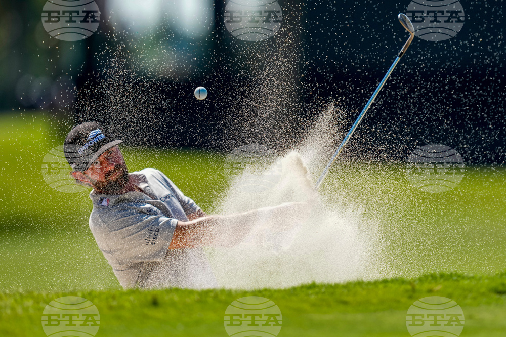 APTOPIX Cadillac Championship Golf