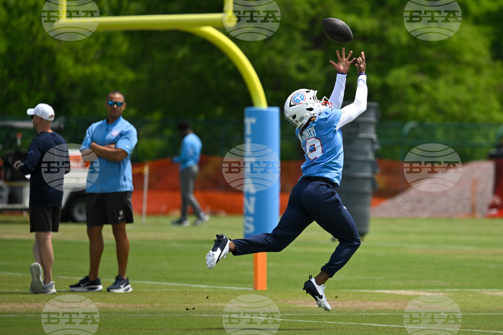 Titans Rookies Football