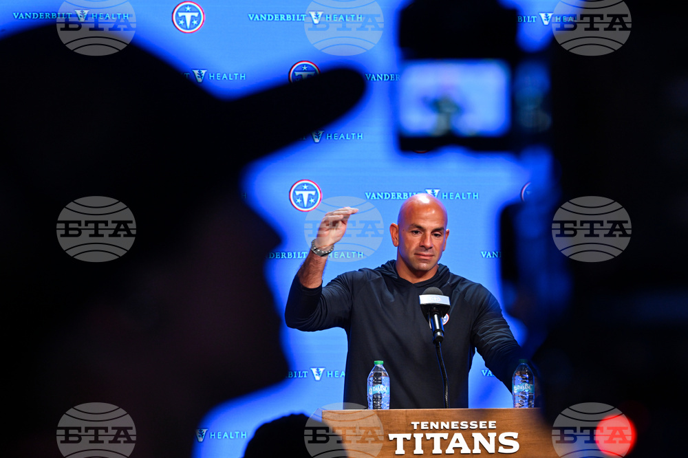 Titans Rookies Football