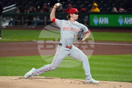 Reds Pirates Baseball