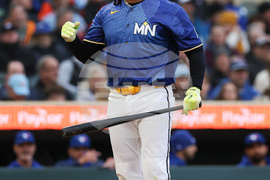 Blue Jays Twins Baseball