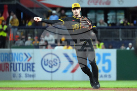 Reds Pirates Baseball