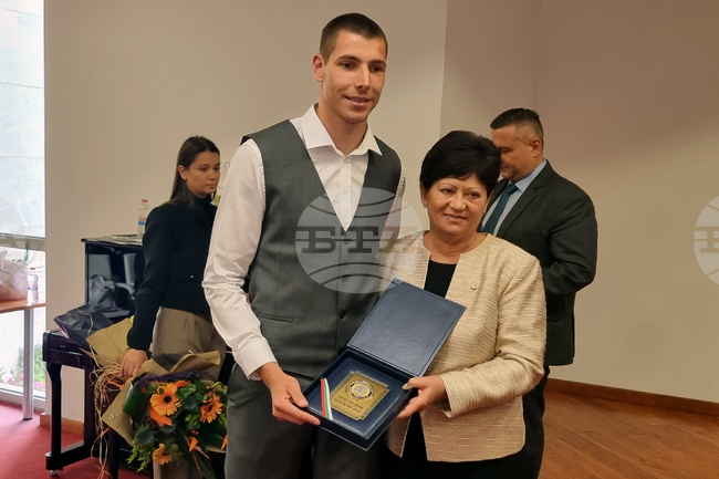 Спорт