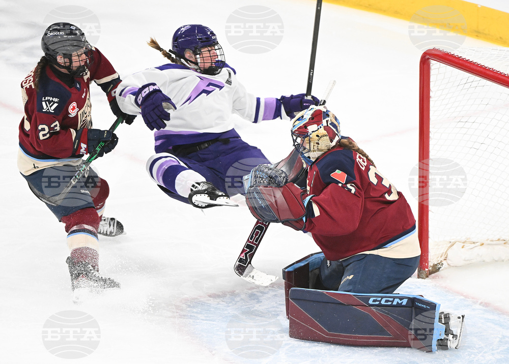 PWHL Frost Victoire Hockey