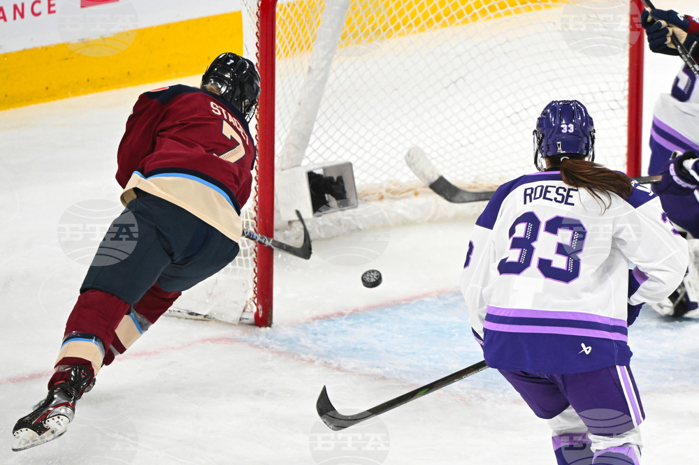 PWHL Frost Victoire Hockey